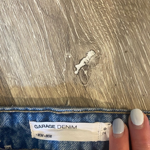 Garage Mom Jeans - Picture 5 of 5